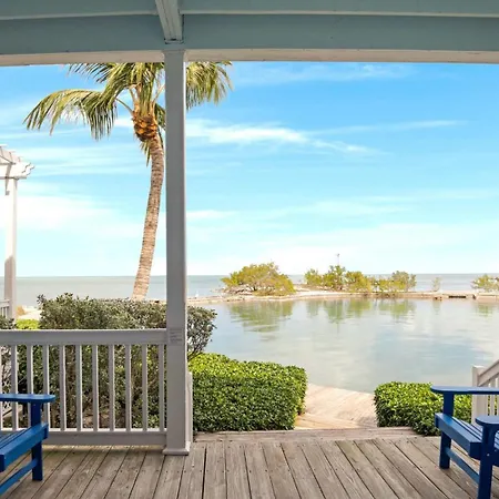Tranquility Bay Resort Marathon Exterior photo